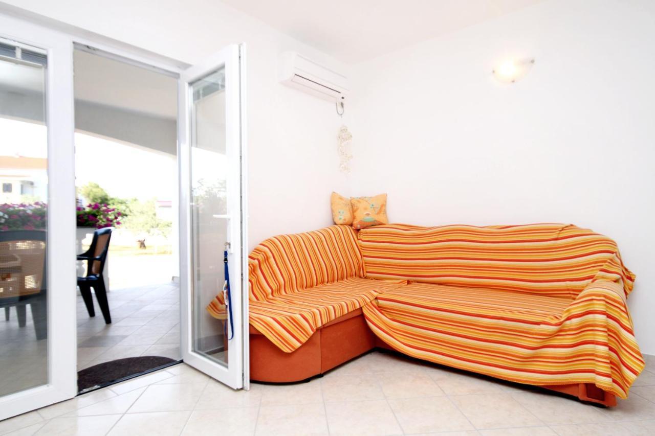 Apartments With A Parking Space Seline, Paklenica - 6603 Starigrad Paklenica Εξωτερικό φωτογραφία