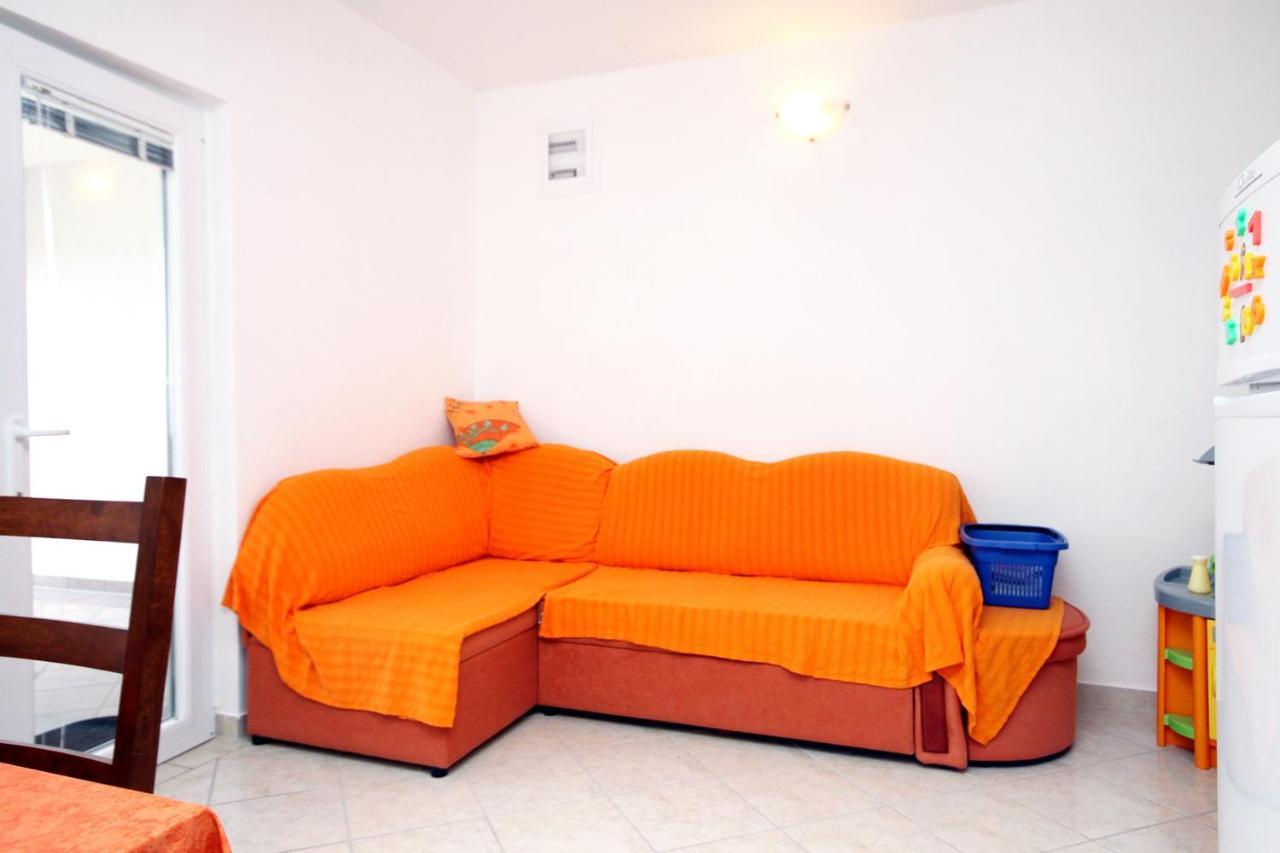 Apartments With A Parking Space Seline, Paklenica - 6603 Starigrad Paklenica Εξωτερικό φωτογραφία