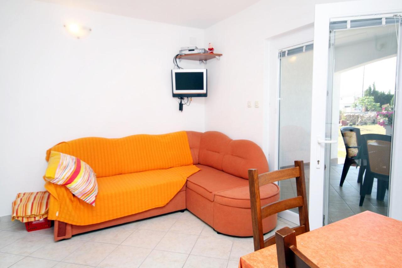 Apartments With A Parking Space Seline, Paklenica - 6603 Starigrad Paklenica Εξωτερικό φωτογραφία